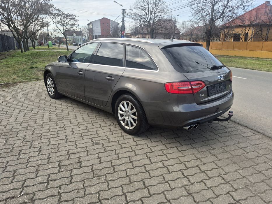 Audi A4 2,0 Tdi Anul 2015/(8.400Euro)6...210000 Km