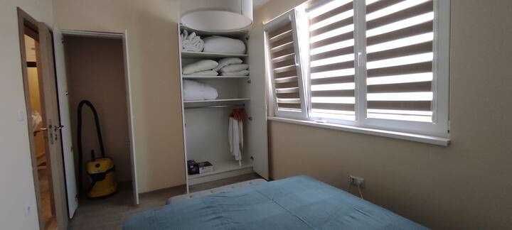 Дава се под наем Двустаен апартамент в Бургас, Сарафово - 60 кв.м за 425 € - Снимка #3