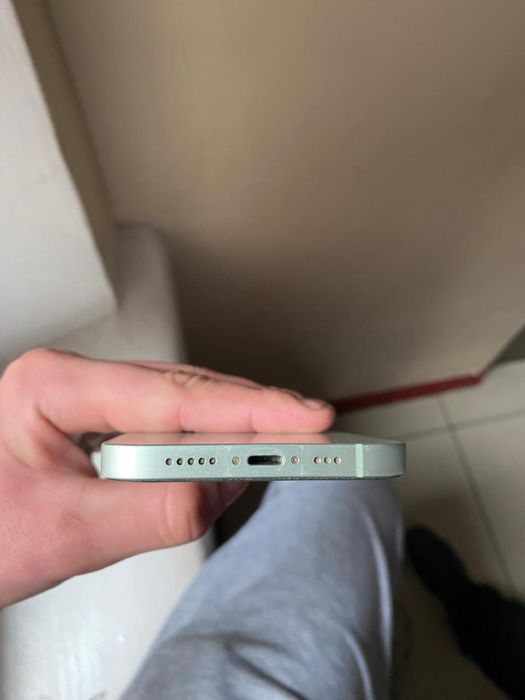 Айфон 12 зеленом цвете