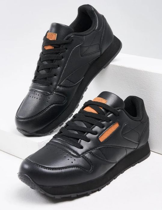 Оригинал! Кроссовки брендовые"Reebok"из нат.кожи,Новые в коробке!р:43