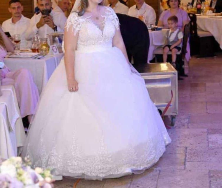 Vând rochie de mireasa