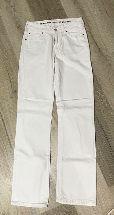 Дамски бели дънки