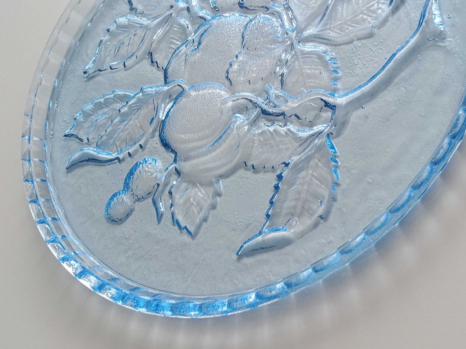 Стъклено ретро плато