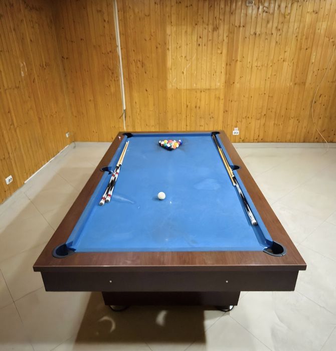 Masa de biliard cu set de bile si tacuri