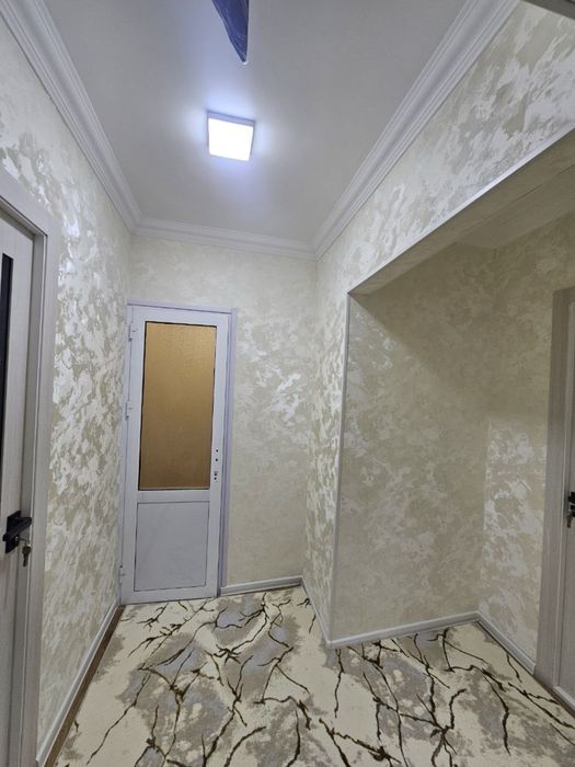 Sagdianada 2 xona kvartira sotiladi