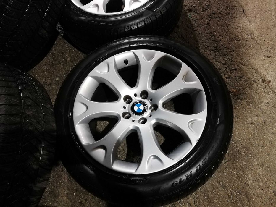 BMW X5 19 цола  с  гуми Пирели Скорпион