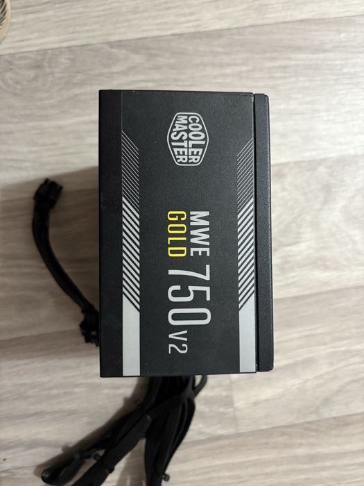 Блок питание Cooler Master MWE 750v2  80plus Gold
