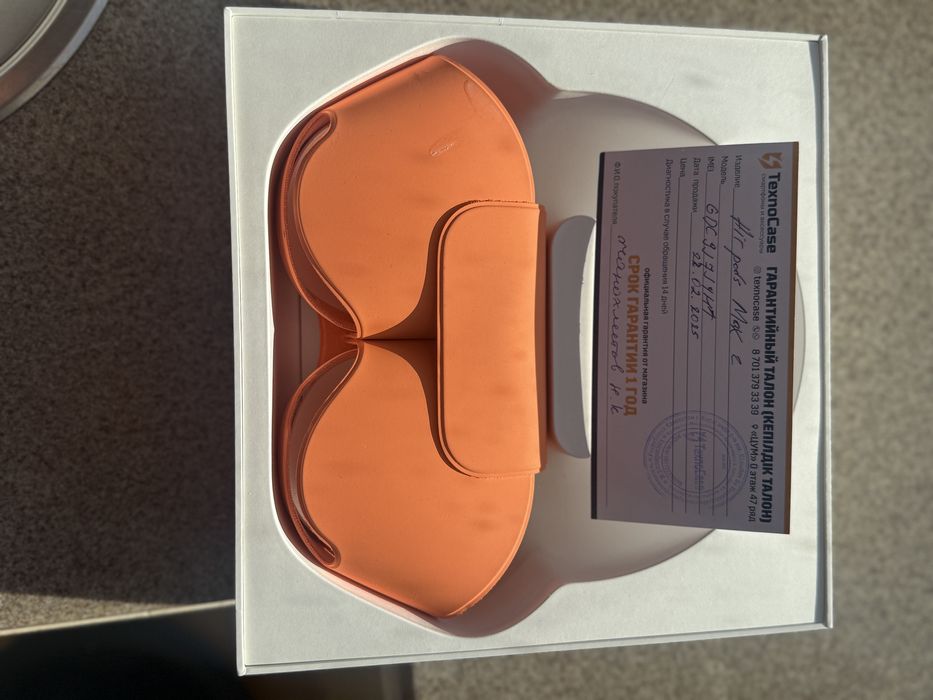 Продам наушники Apple AirPods Max