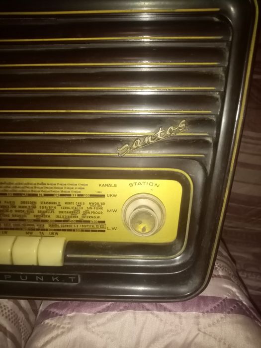 Винтидж лампов радиоапарат 1954г