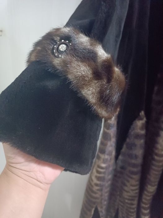 Шуба мутон с норкой