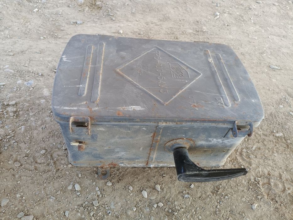 Рубильник советский