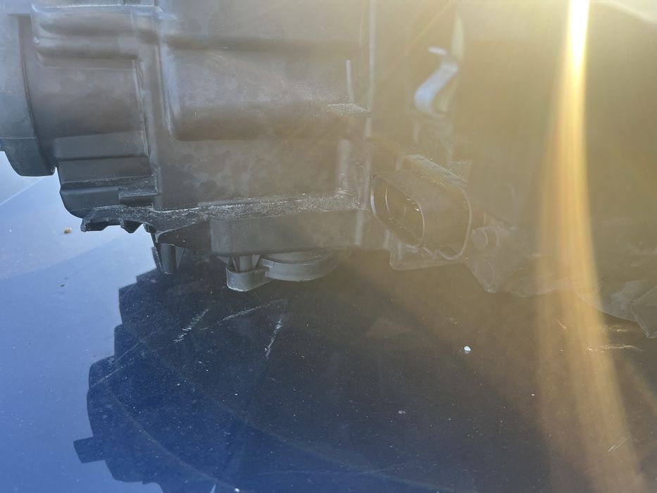 Фар Skoda Scala 21