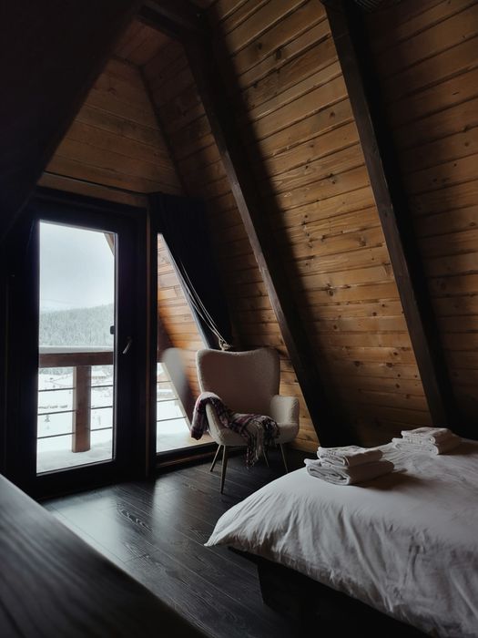 Cabane A-Frame de inchiriat - Muntii Sureanu