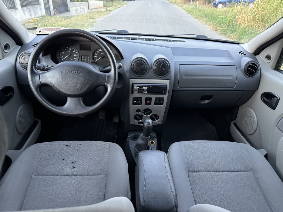 Dacia logan break mcv 1.4i 2010 A.c pret 2390€