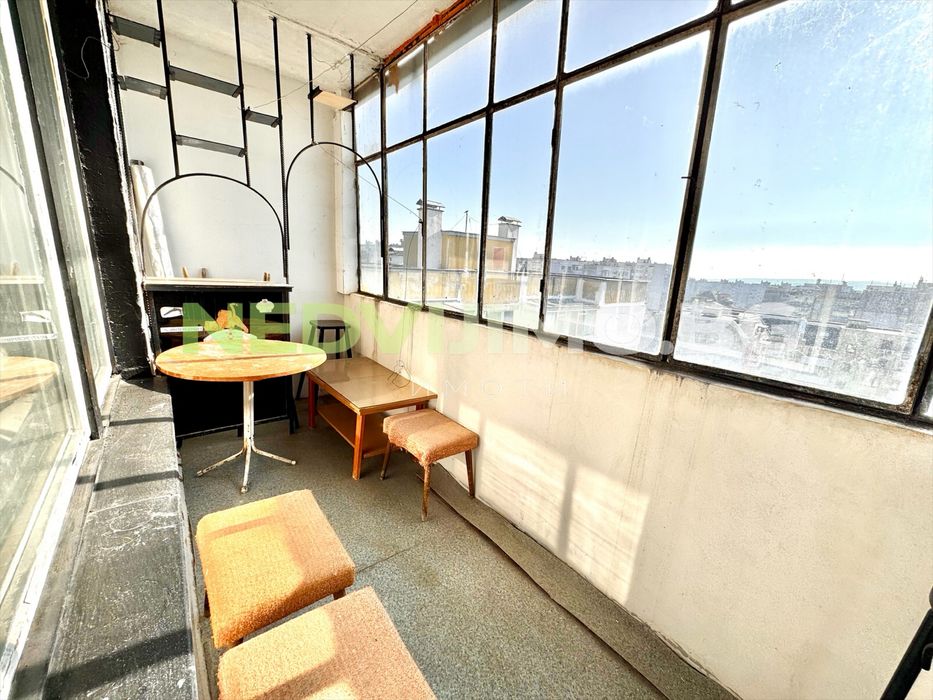 Двустаен апартамент за продажба в Левски 1