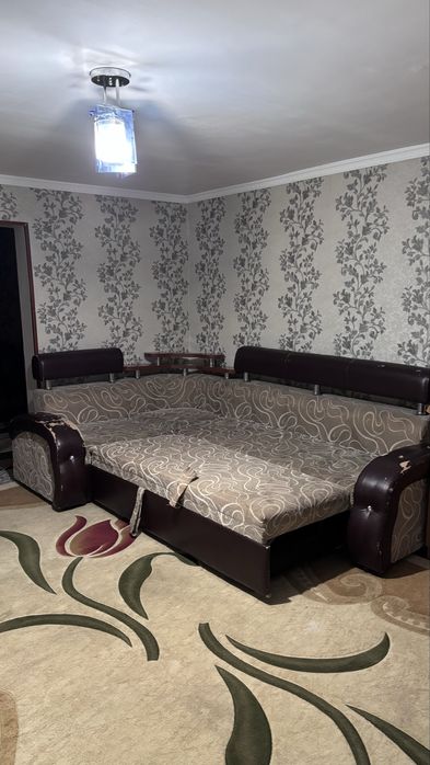 Продам диван б/у