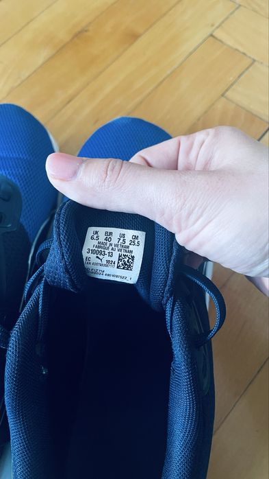 Маратонки 40 номер