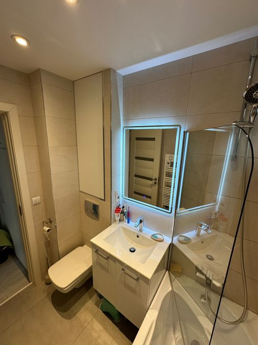 Apartament modern 46 mp, balcon mobilat și utilat complet renovat premium Ilba, zonă liniștită 53.000 € negociabil
