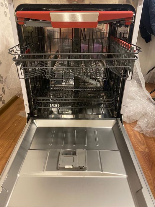 Продается посудомоечная машина