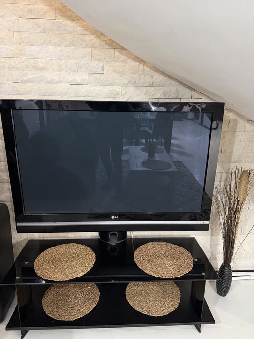 Vand televizor LG 127 cm Full HD