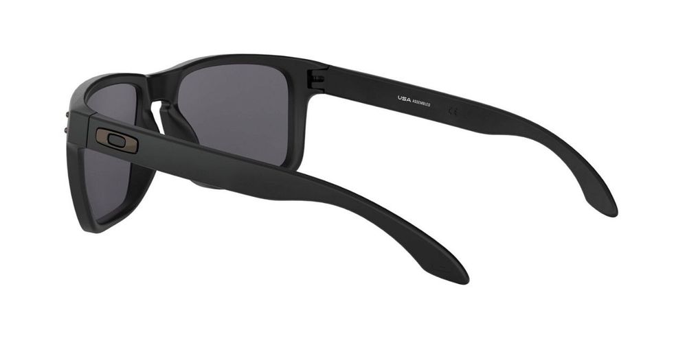 Oakley Holbrook (USA) очки классические с поляризацией лёгкие прочные