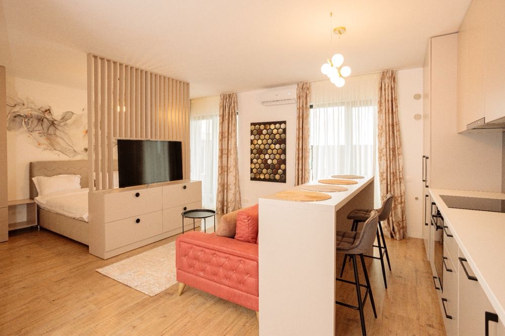 Studio cu gradina Pipera