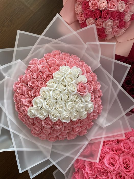 BUCHET 101 TRANDAFIRI DE SAPUN - cadou special handmade
