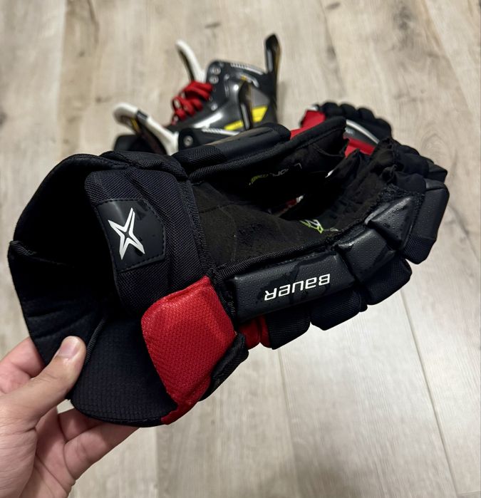 Хоккейные коньки Bauer