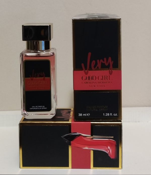 Дамски мини парфюм Carolina Herrera Very Good Girl EDP 38ml