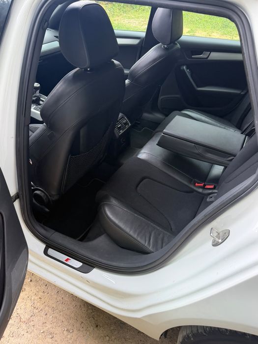 Vand audi a4 2013