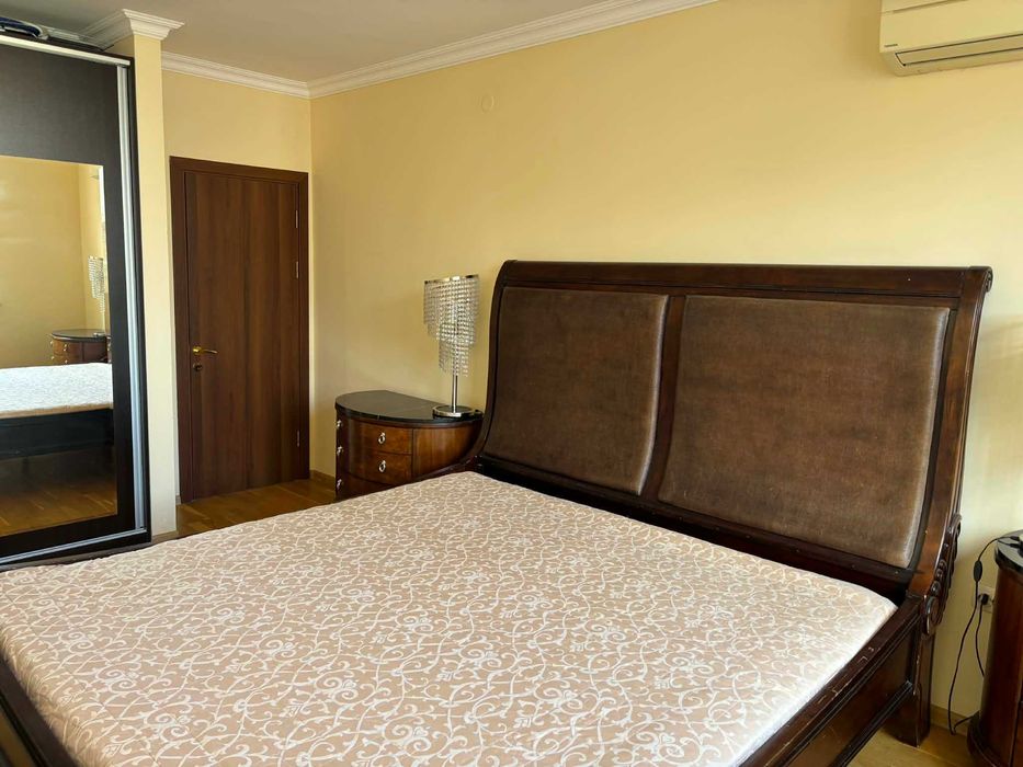 Продава се Тристаен апартамент в Силистра, Център - 115 кв.м за 821 €/кв.м - Снимка #9