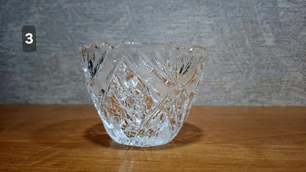 Продам хрустальные вазочки