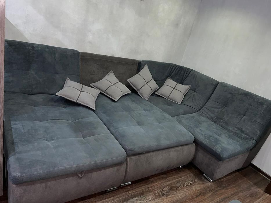 Продается диван в отличном состоянии