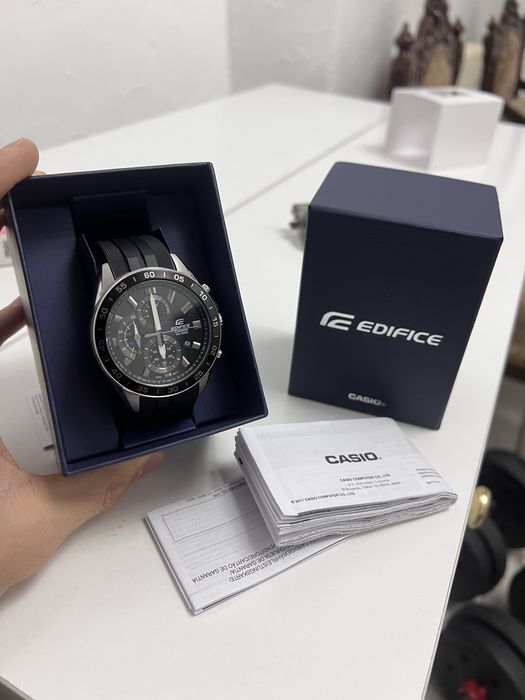 Наручные часы Casio Edifice EFV-550P