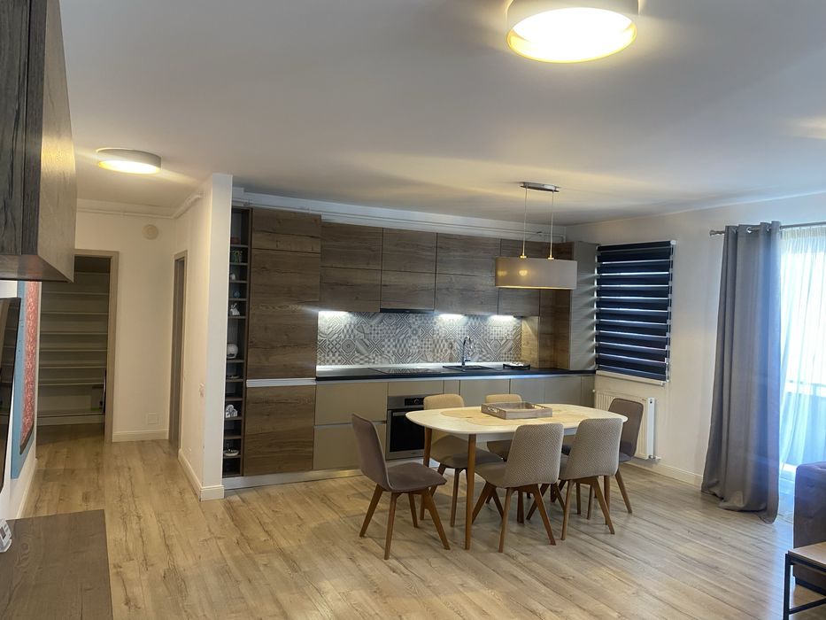 Inchiriere Apartament 3 camere,  Floresti, zona BMW