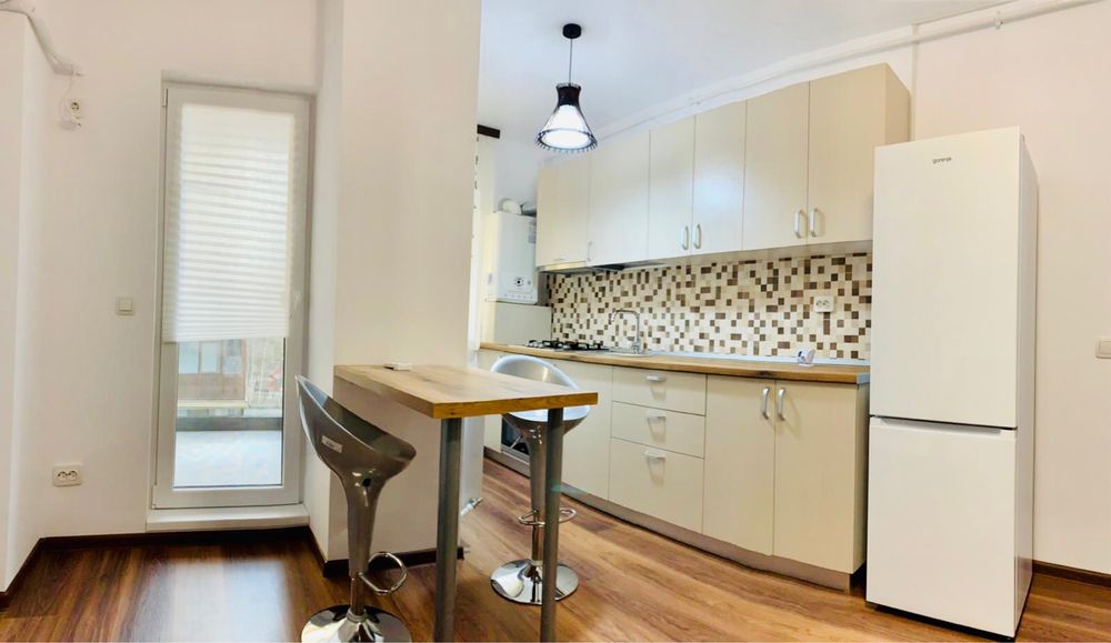 Ofer spre inchiriere ap 2 camere