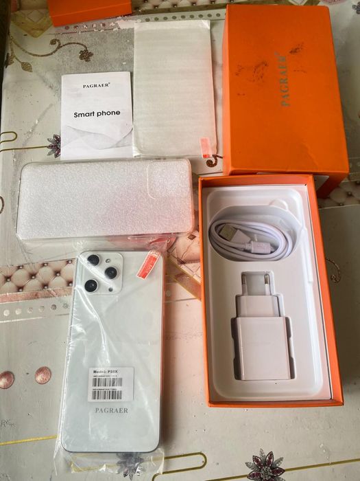 Продам новый телефон