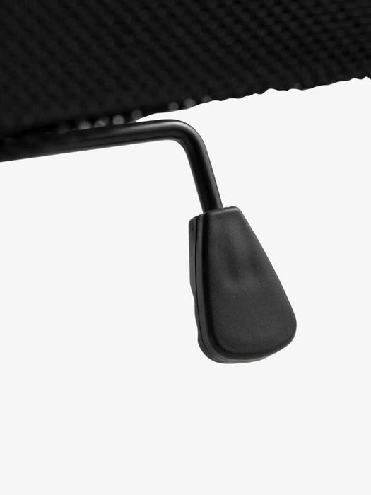 Офис стол BILLUM черна мрежа