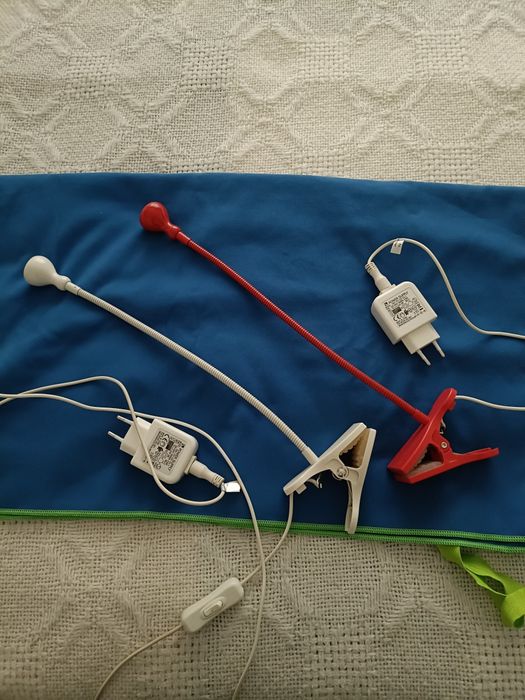 Lampă/ veioza Ikea culoare roșie, cea alba este vândută