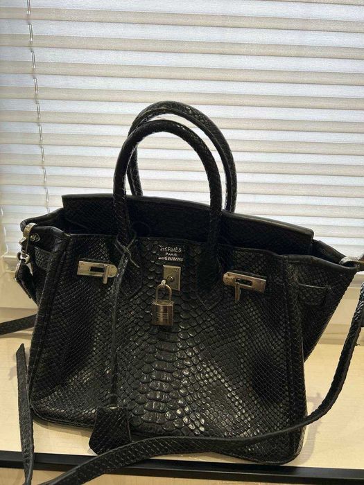 продажа одежды в отличном состоянии