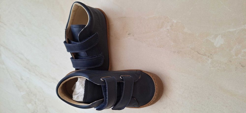 НОВИ обувки Naturino