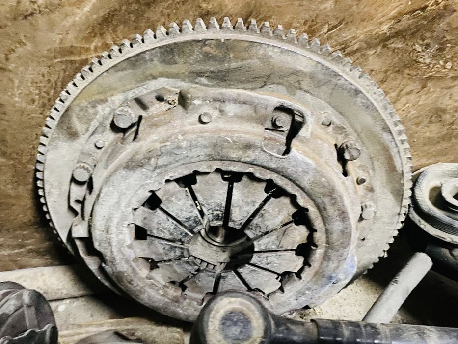 Продается мотор Honda Fit Jaz кондиционер полный комплект каробка