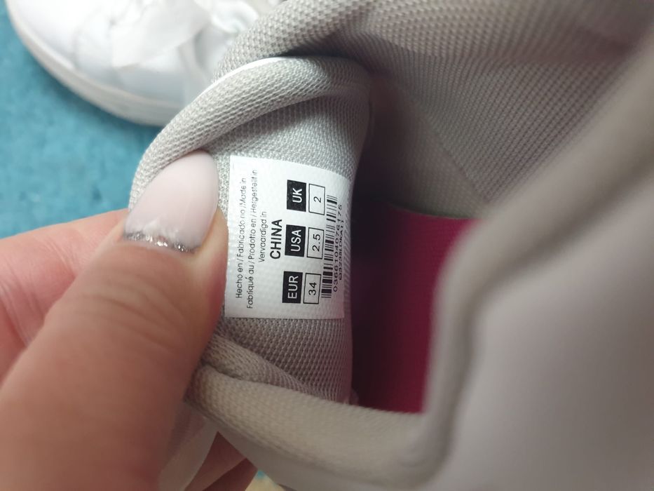 Incaltari Minnie ptr fetite m 34