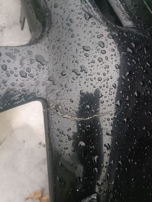 Продам бампер рав4 XA30