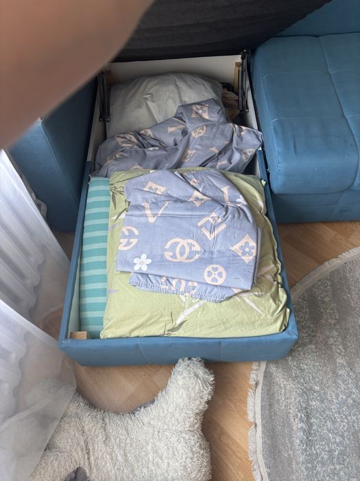 Диван угловой с нишей