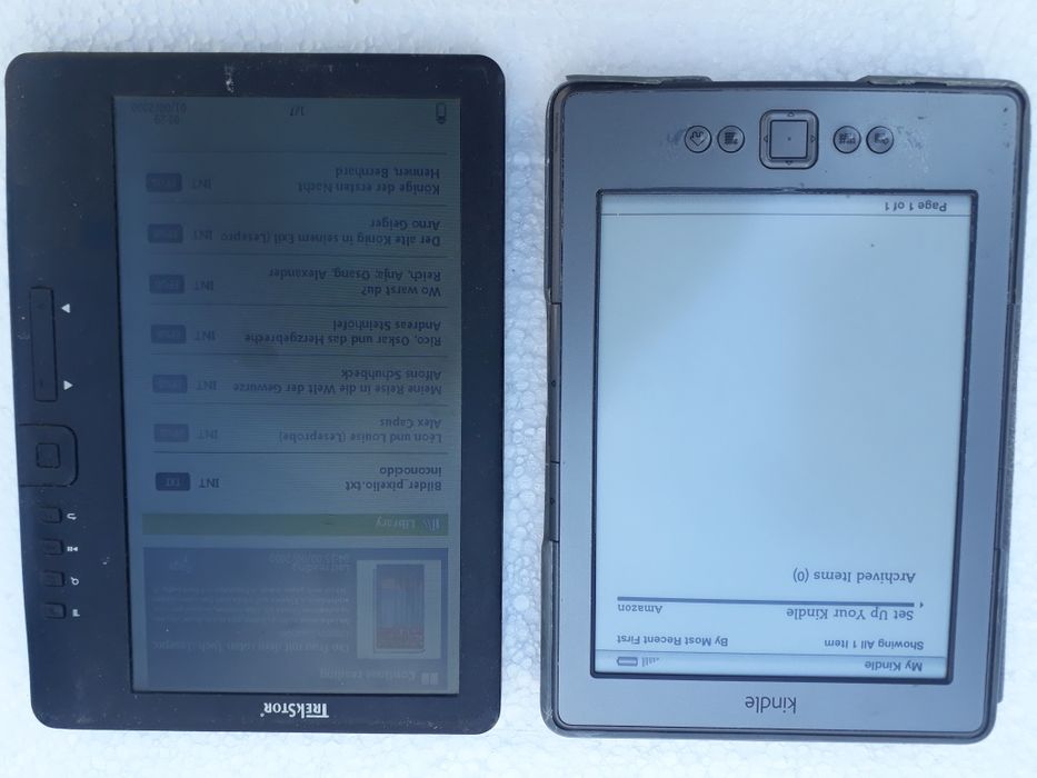 Ebook reader doua bucati