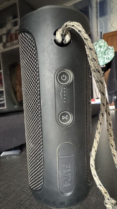 JBL Flip 4 bluetooth колонка