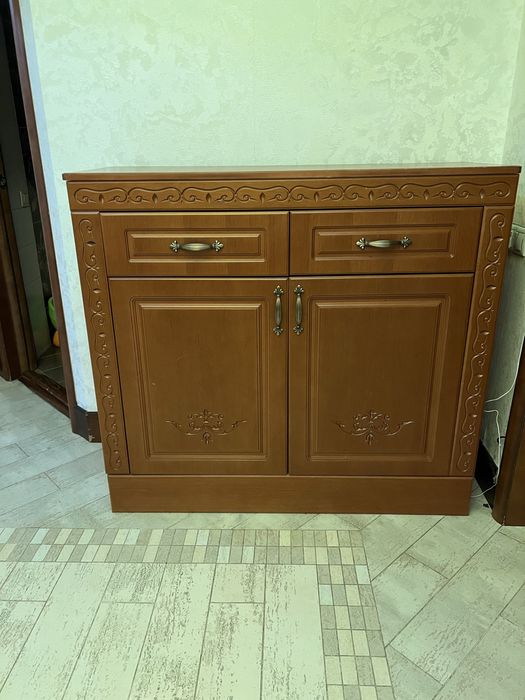 Продам комод для обуви