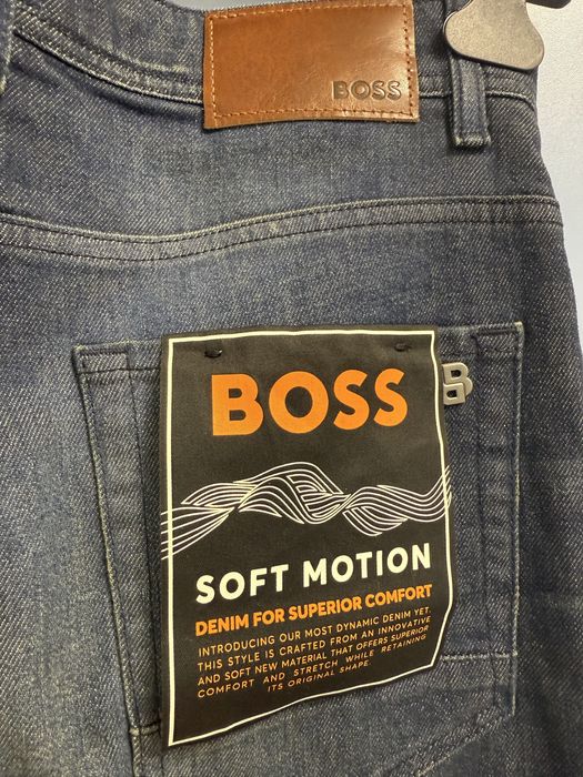 BOSS дънки чисто нови