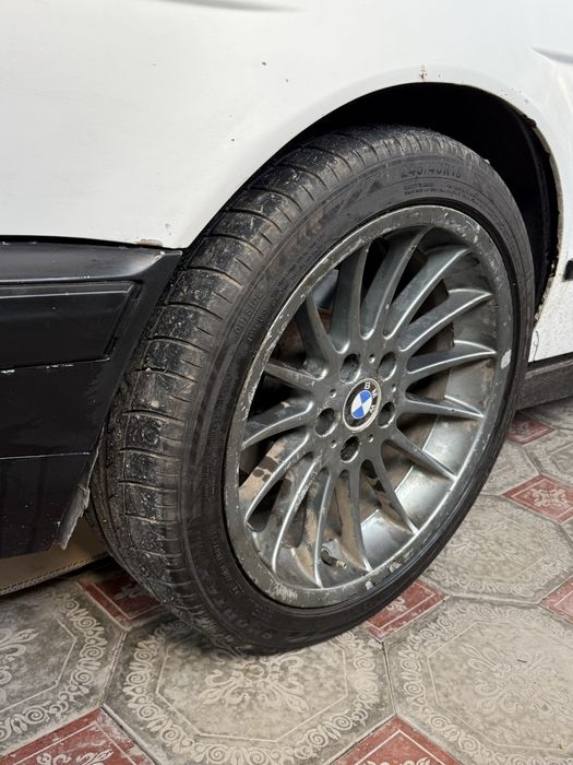 Продам диски на бмв р18 32 стиль